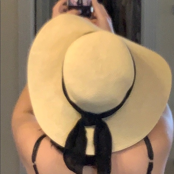 Anne Taylor packable sun hat - Picture 4 of 8